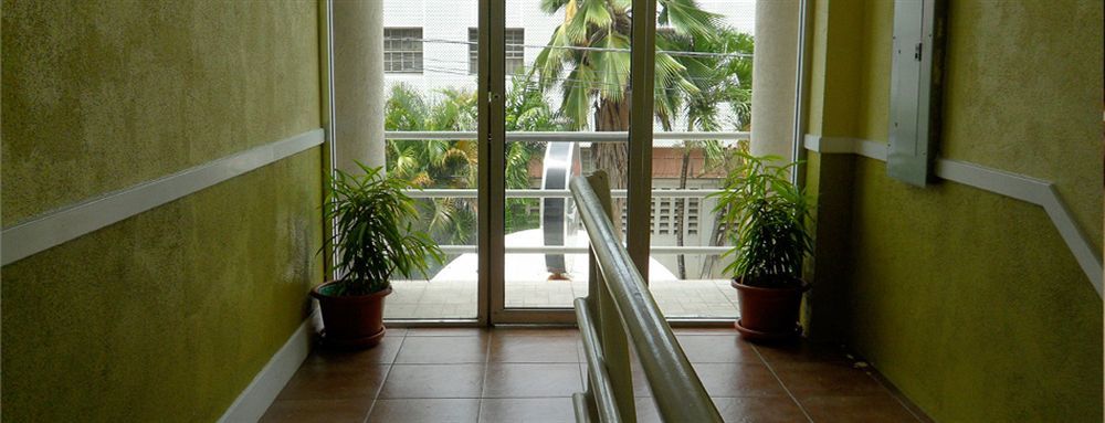 Inn Flight Suites Piarco Εξωτερικό φωτογραφία